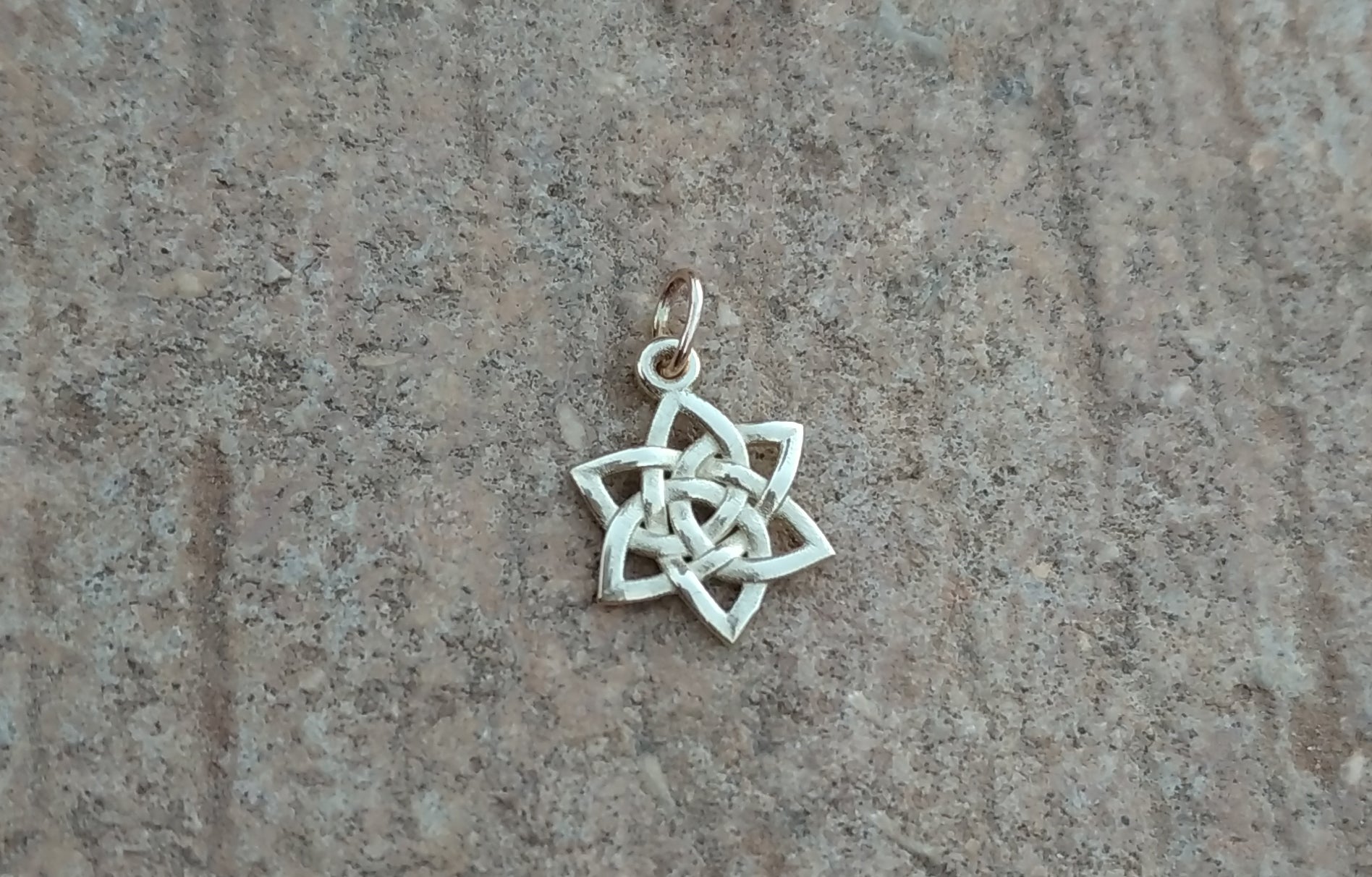Star of David Celtic pendant