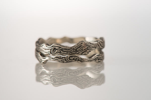 Silver stackable wood grain ring - G Rubinstein Jewellery