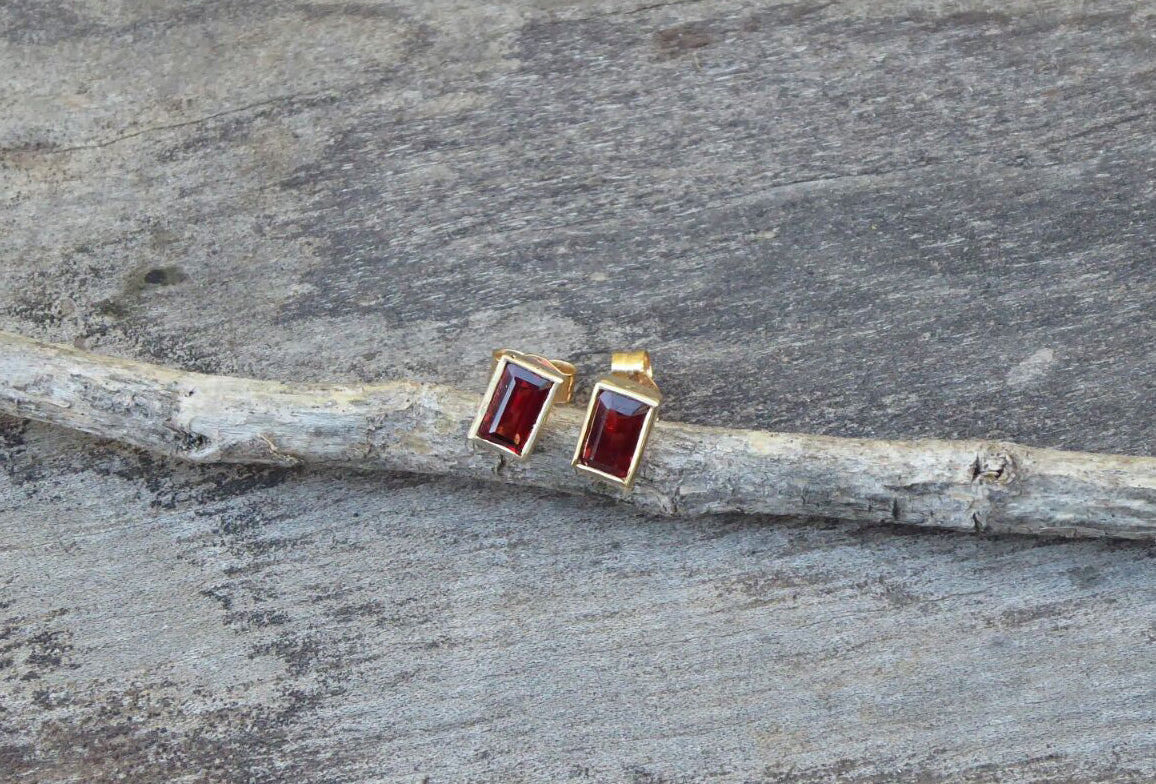 Gold and Garnet baguette studs - G Rubinstein Jewellery